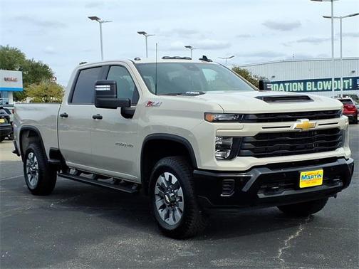 2026 Chevrolet Silverado 2500 Custom