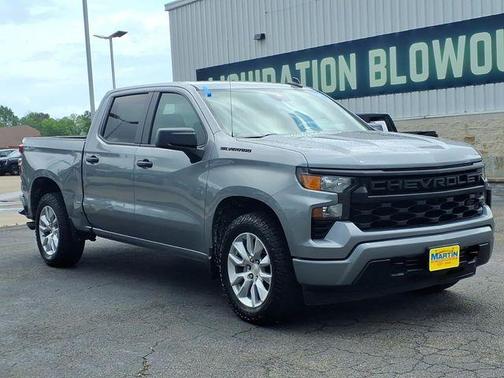 2023 Chevrolet Silverado 1500 Custom