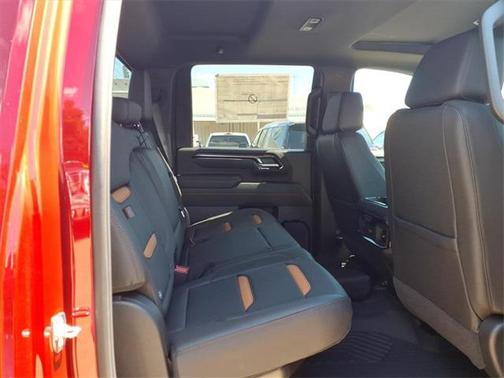 2025 GMC Sierra 2500 AT4