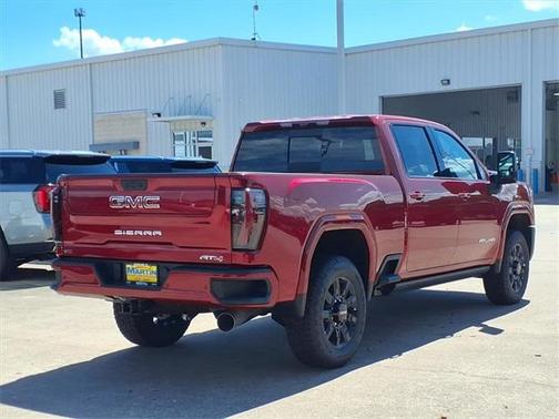 2025 GMC Sierra 2500 AT4