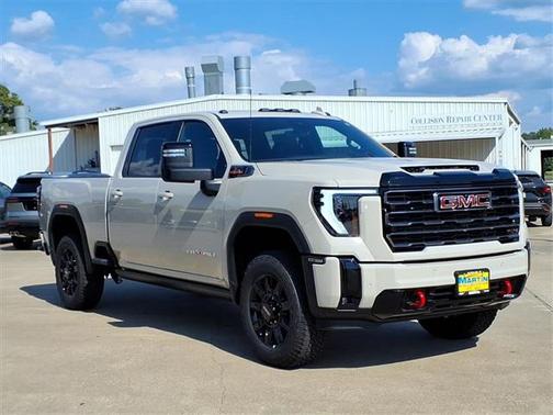 2026 GMC Sierra 2500 AT4