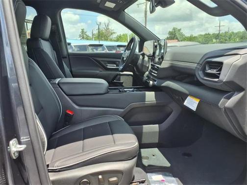 2025 Chevrolet Silverado EV LT