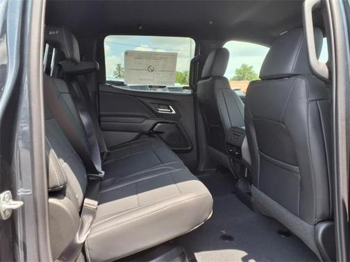 2025 Chevrolet Silverado EV LT