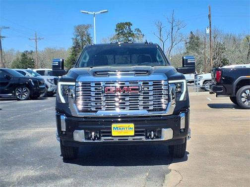 2025 GMC Sierra 3500 Denali