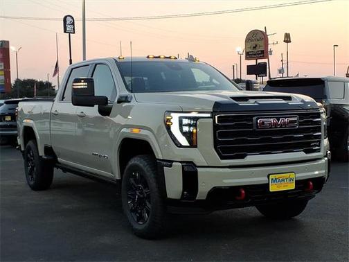 2026 GMC Sierra 2500 AT4