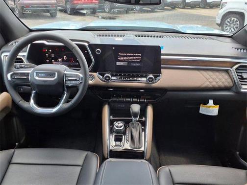 2025 GMC Canyon Denali