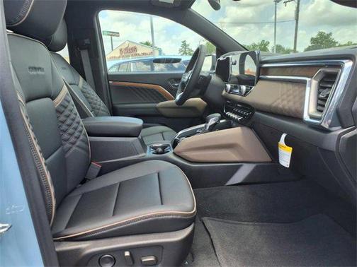 2025 GMC Canyon Denali