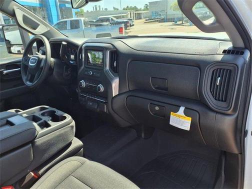 2025 GMC Sierra 2500 Base