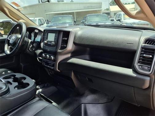 2019 RAM 2500 Tradesman Crew Cab 4x4 6'4' Box