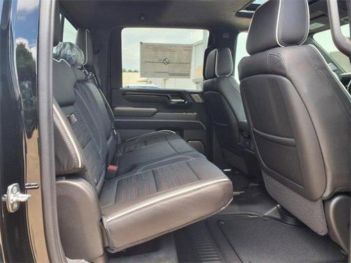2025 GMC Sierra 2500 AT4