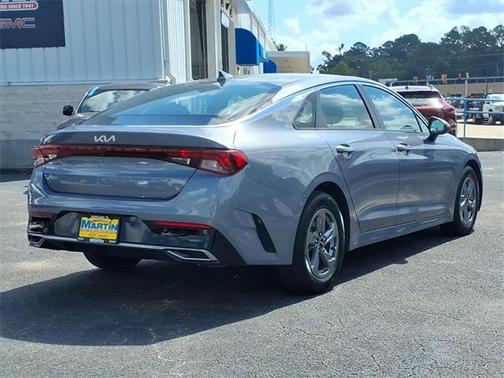 2022 Kia K5 LXS