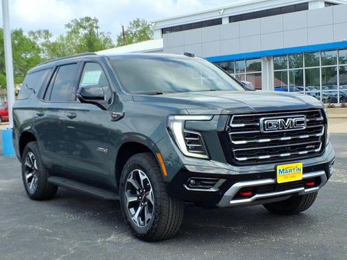 2026 GMC Yukon 4WD AT4