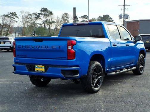 Riptide Blue Metallic 2026 Chevrolet Silverado 1500 Custom