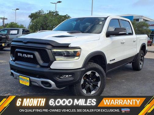 Bright White Clearcoat 2022 RAM 1500 Rebel