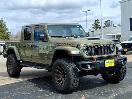 2025 Jeep Gladiator Mojave X