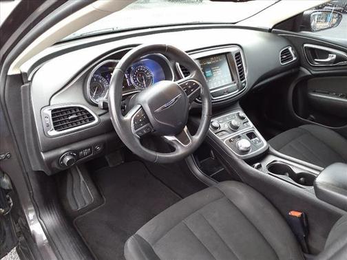 Granite Crystal Metallic Clearcoat 2016 Chrysler 200 Limited