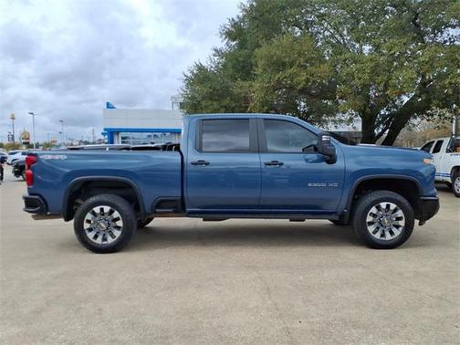 2025 Chevrolet Silverado 2500 Custom