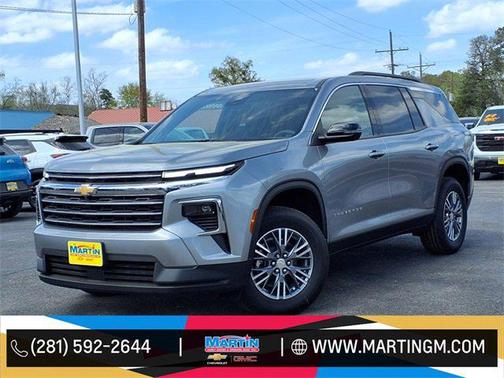 2025 Chevrolet Traverse LT