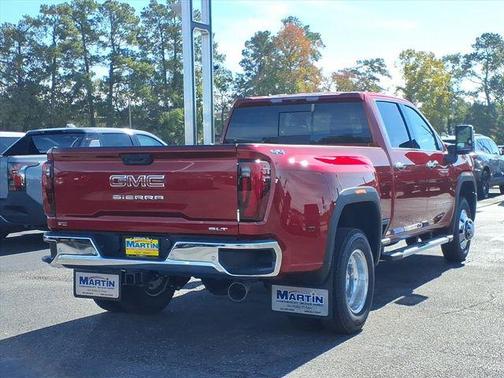 2026 GMC Sierra 3500 SLT