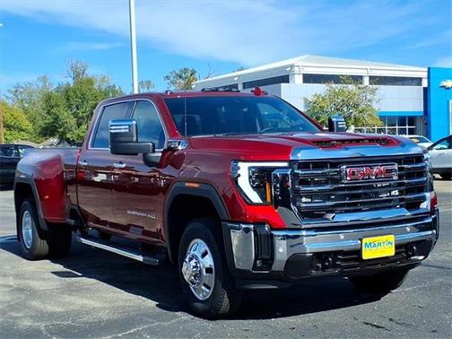 2026 GMC Sierra 3500 SLT