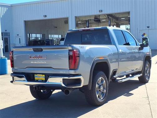 2026 GMC Sierra 2500 SLT