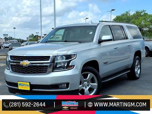 Silver Ice Metallic 2018 Chevrolet Suburban LT