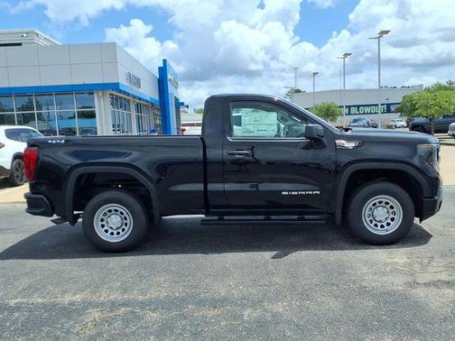 Onyx Black 2026 GMC Sierra 1500 Pro