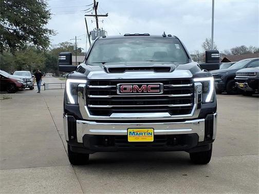 2025 GMC Sierra 2500 SLE