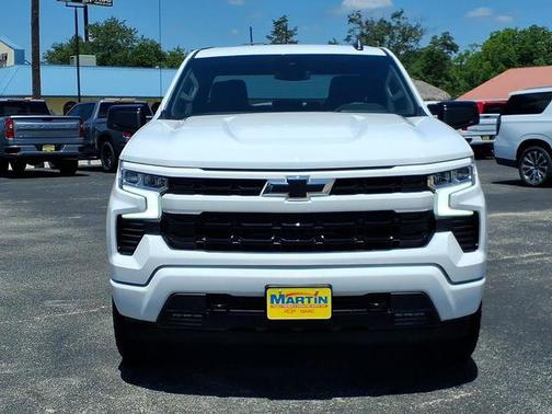 Summit White 2026 Chevrolet Silverado 1500 RST
