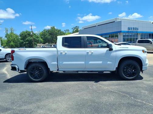 Summit White 2026 Chevrolet Silverado 1500 RST