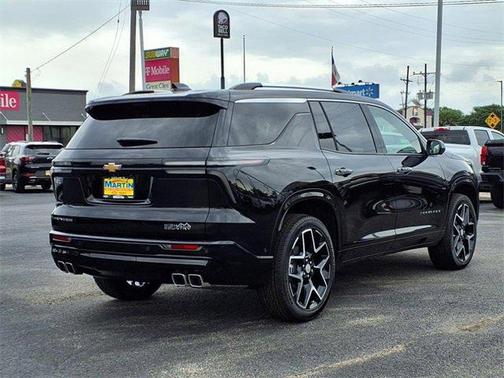 2025 Chevrolet Traverse High Country