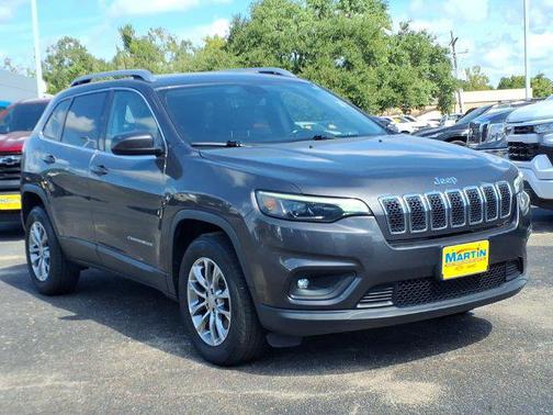 Granite Crystal Metallic Clearcoat 2019 Jeep Cherokee Latitude Plus
