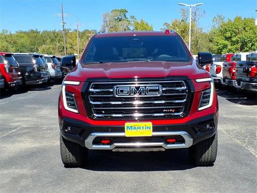 2026 GMC Yukon 4WD AT4