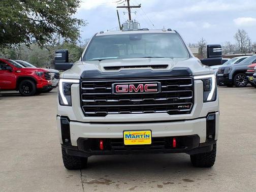 2026 GMC Sierra 2500 AT4