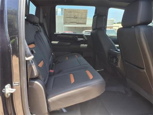 2025 GMC Sierra 2500 AT4