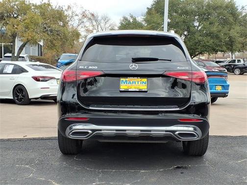 2023 Mercedes-Benz GLC 300 4MATIC