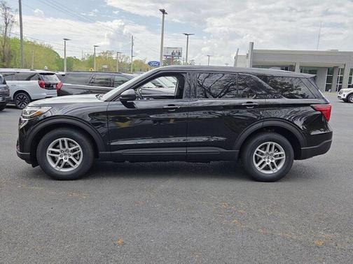 AGATE BLACK METALLIC 2026 Ford Explorer Active