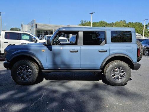 AZURE GRAY MET TRI-COAT 2025 Ford Bronco Badlands