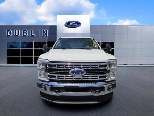 OXFORD WHITE 2025 Ford F-250 XLT