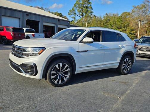 2023 Volkswagen Atlas Cross Sport 3.6L V6 SEL Premium R-Line