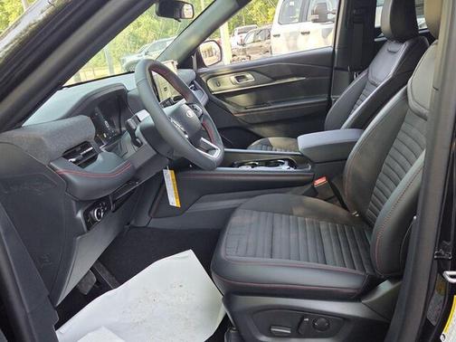 Agate Black Metallic 2026 Ford Explorer ST-Line