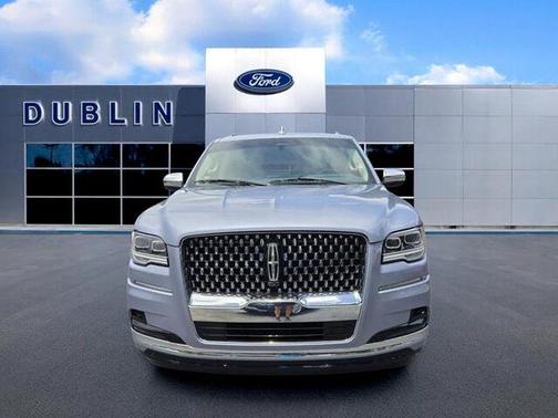 CHRMA CRYSTL BLUE MET PC 2024 Lincoln Navigator Black Label
