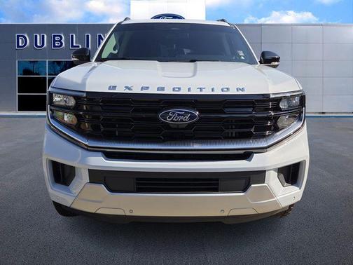 SPACE SILVER METALLIC 2025 Ford Expedition Platinum