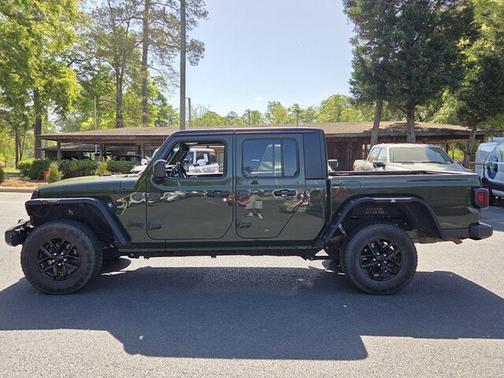 Sarge Green Clearcoat 2022 Jeep Gladiator Sport S