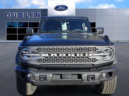 SHADOW BLACK 2025 Ford Bronco Badlands