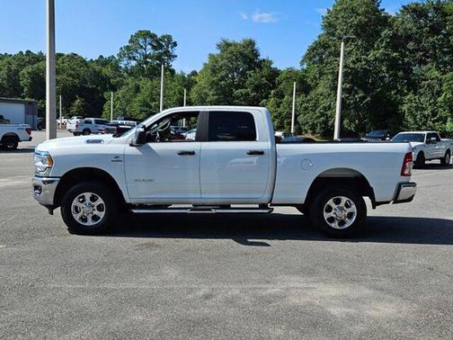 2023 RAM 3500 Big Horn Crew Cab 4x4 6'4' Box