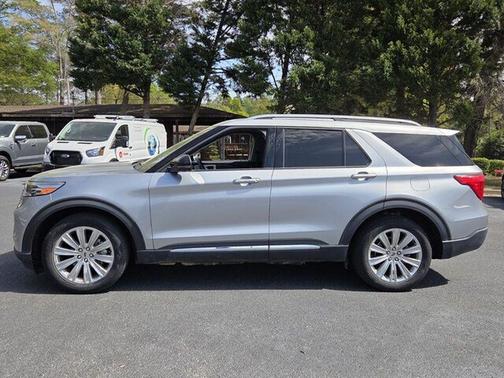 ICONIC SILVER METALLIC 2022 Ford Explorer Limited