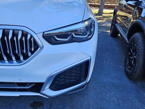 2023 BMW X6 xDrive40i