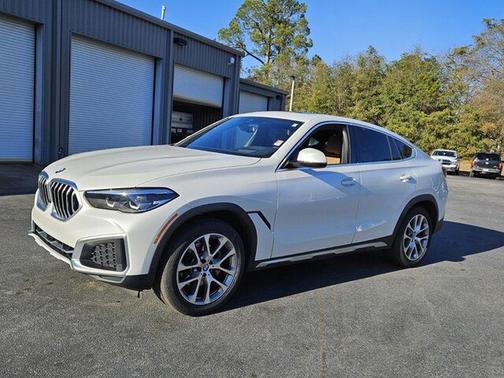 2023 BMW X6 xDrive40i