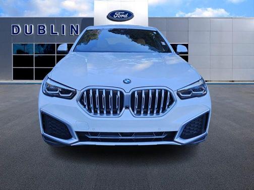 2023 BMW X6 xDrive40i